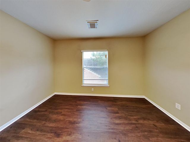 2903 Linda Drive, Pearland, TX 77584