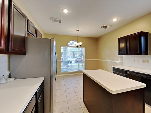 2903 Linda Drive, Pearland, TX 77584