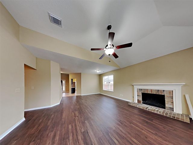 2903 Linda Drive, Pearland, TX 77584