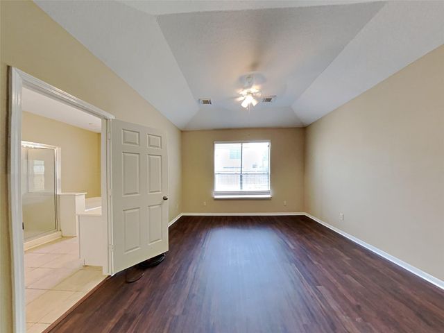 2903 Linda Drive, Pearland, TX 77584