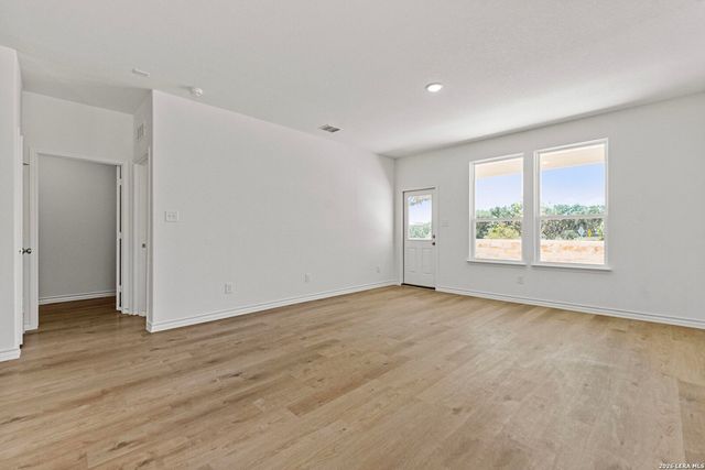 228 Jersey Ln, Boerne, TX 78006