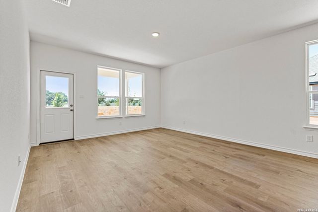 228 Jersey Ln, Boerne, TX 78006