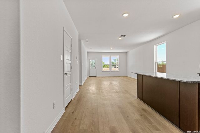 228 Jersey Ln, Boerne, TX 78006
