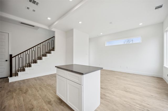 8103 Calhoun Road, Houston, TX 77033