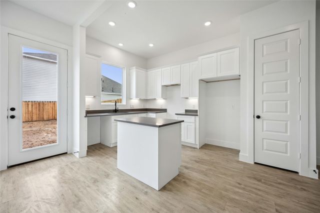 8103 Calhoun Road, Houston, TX 77033