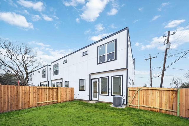 8103 Calhoun Road, Houston, TX 77033