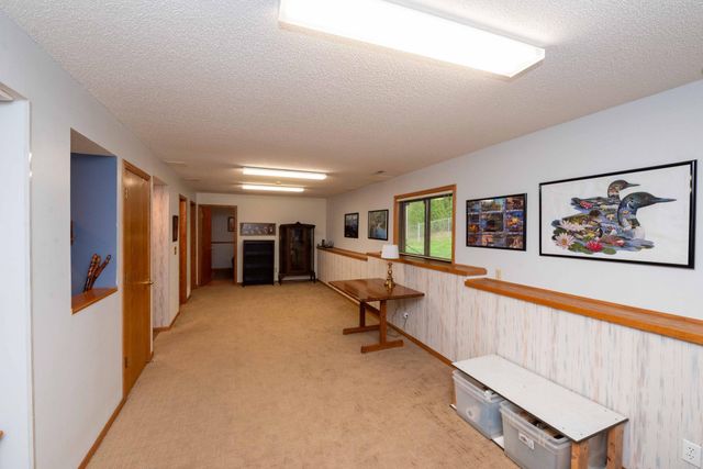 2273 6th Street N, North Saint Paul, MN 55109