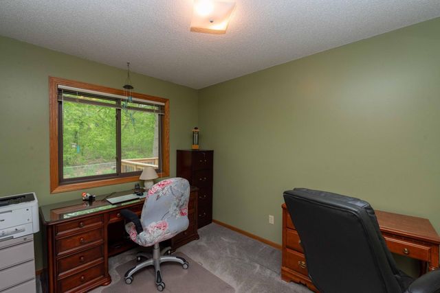 2273 6th Street N, North Saint Paul, MN 55109
