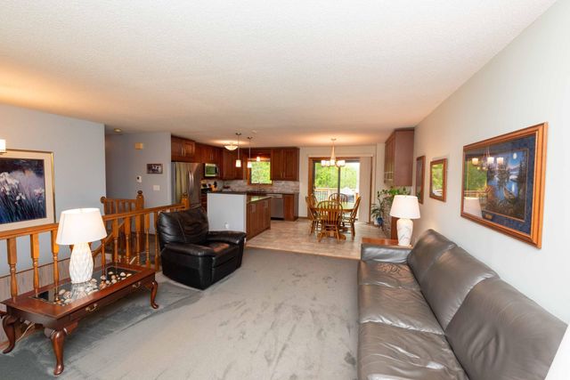 2273 6th Street N, North Saint Paul, MN 55109