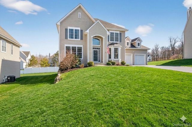 3 Moorefield Circle, Highland Mills, NY 10930