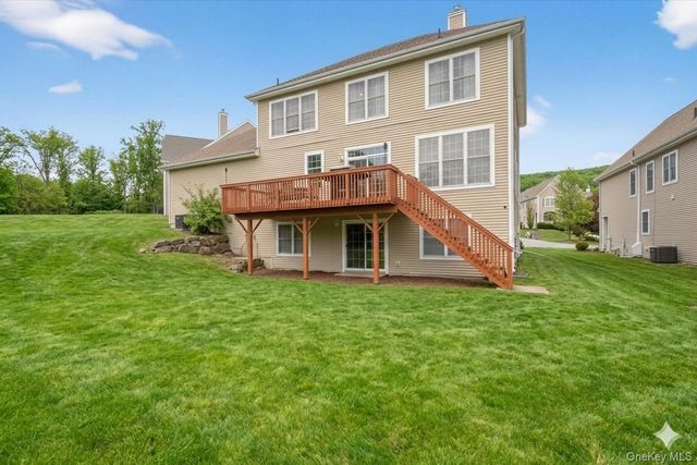 3 Moorefield Circle, Highland Mills, NY 10930