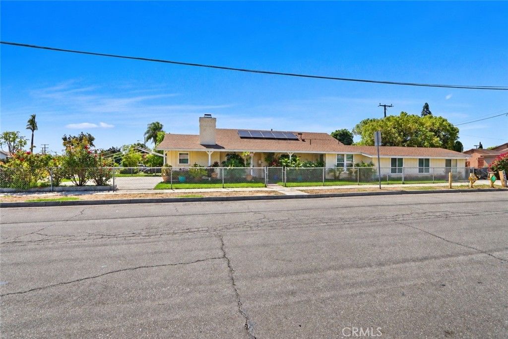 1220 E Caldwell St, Compton, CA 90221 — exterior