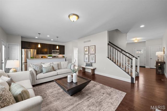 6221 Hancock Avenue, St Louis, MO 63139