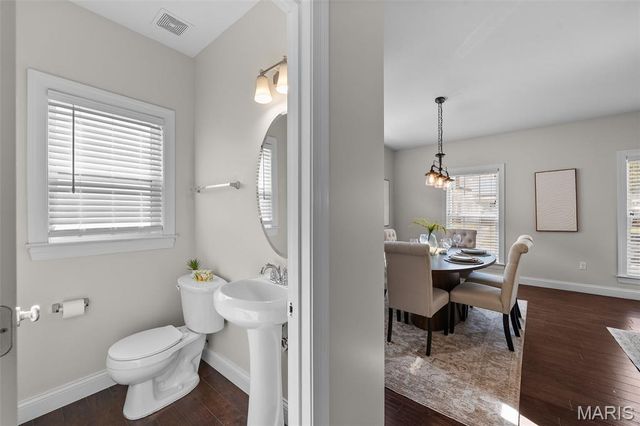 6221 Hancock Avenue, St Louis, MO 63139