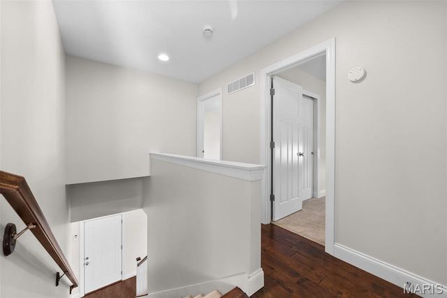 6221 Hancock Avenue, St Louis, MO 63139