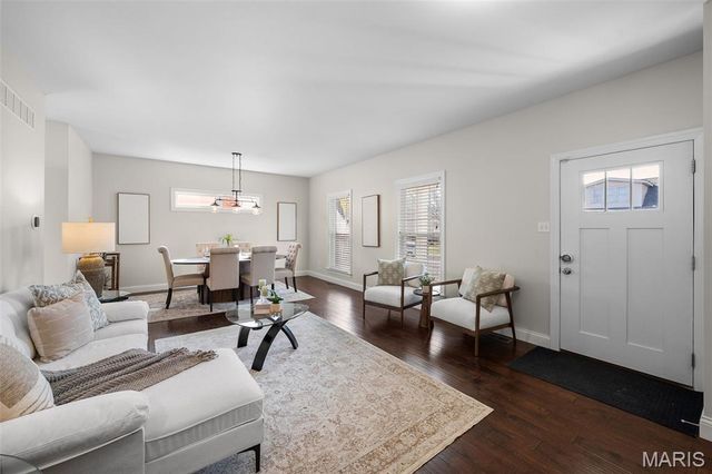 6221 Hancock Avenue, St Louis, MO 63139