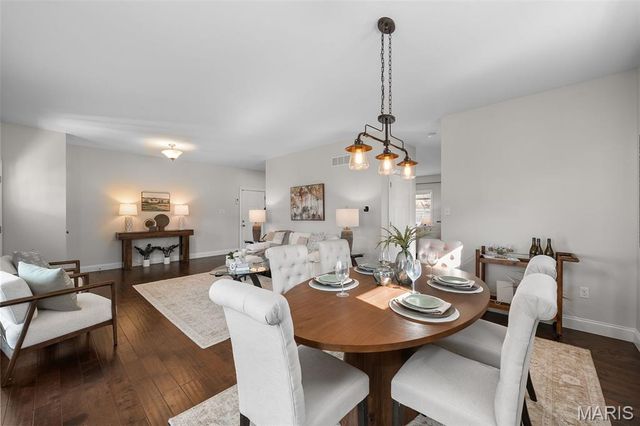 6221 Hancock Avenue, St Louis, MO 63139