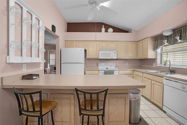 2124 BARBOSA COURT, The Villages, FL 32159