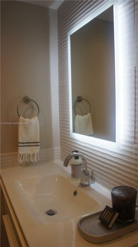 3745 NE 171st St 7, North Miami Beach, FL 33160