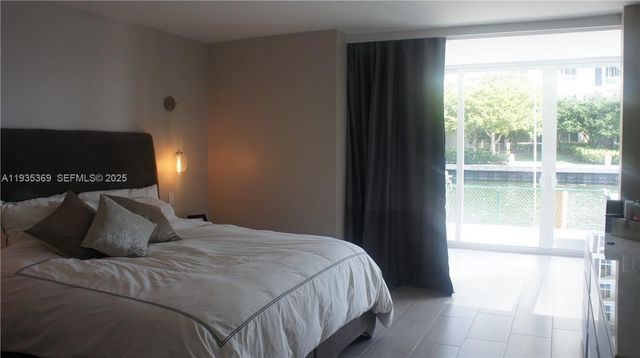 3745 NE 171st St 7, North Miami Beach, FL 33160