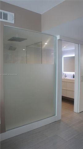 3745 NE 171st St 7, North Miami Beach, FL 33160