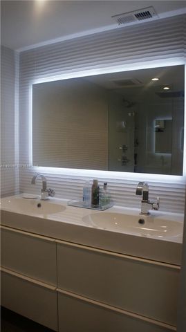 3745 NE 171st St 7, North Miami Beach, FL 33160