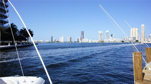 3745 NE 171st St 7, North Miami Beach, FL 33160