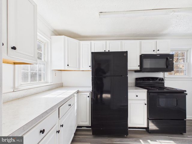 629 | 627A, 627B VIRGINIA AVE, Martinsburg, WV 25401