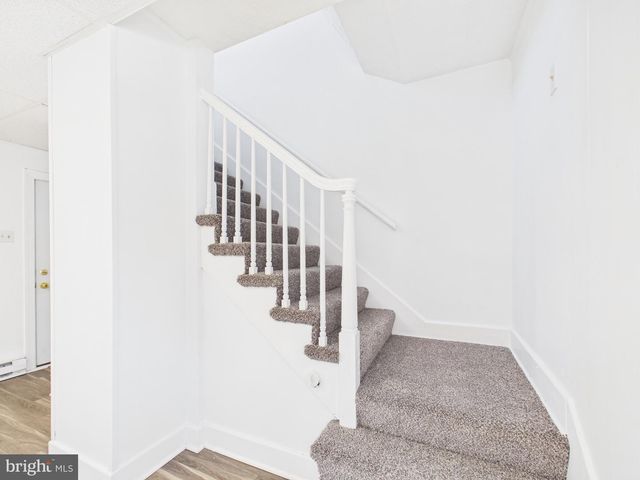 629 | 627A, 627B VIRGINIA AVE, Martinsburg, WV 25401