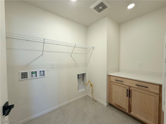 3045 Foxtail Hollow Avenue, Las Vegas, NV 89139