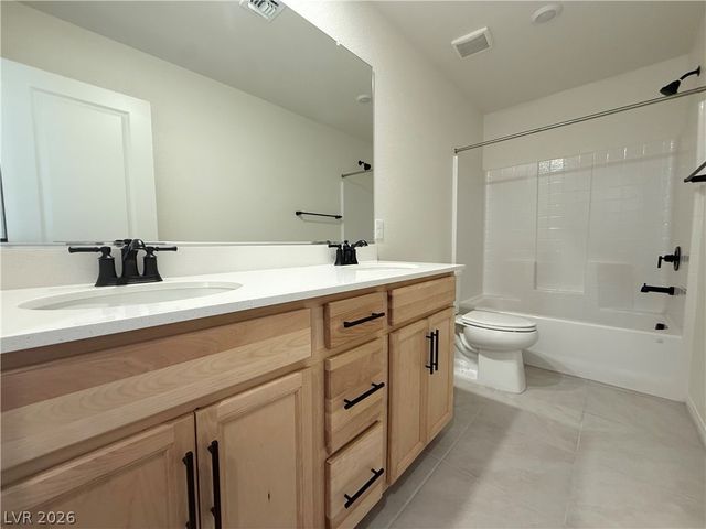 3045 Foxtail Hollow Avenue, Las Vegas, NV 89139