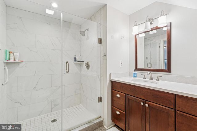 903 SULGRAVE LN, Bryn Mawr, PA 19010