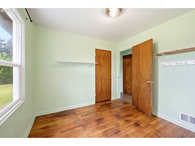 18121 Se LANGENSAND Rd, Sandy, OR 97055