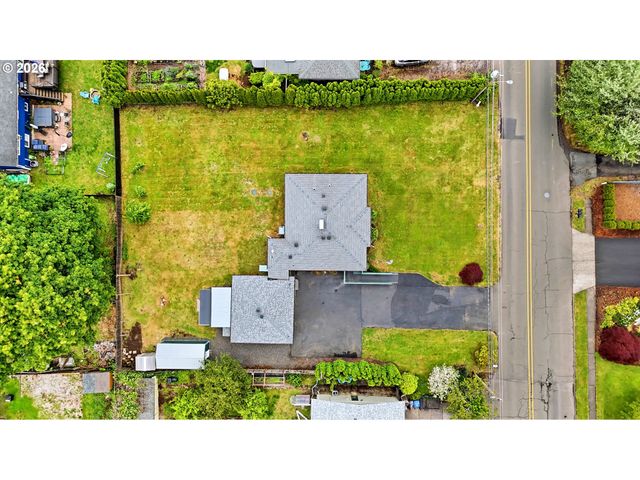 18121 Se LANGENSAND Rd, Sandy, OR 97055