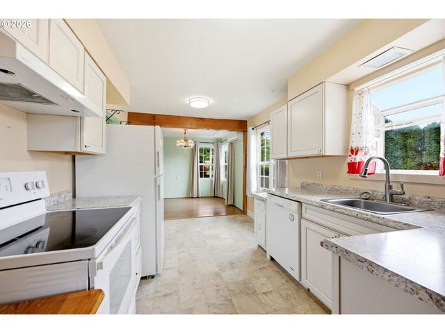 18121 Se LANGENSAND Rd, Sandy, OR 97055