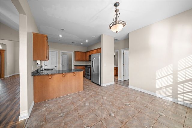 2603 SW 8th Street, Bentonville, AR 72712