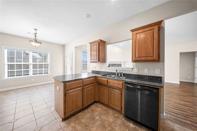 2603 SW 8th Street, Bentonville, AR 72712