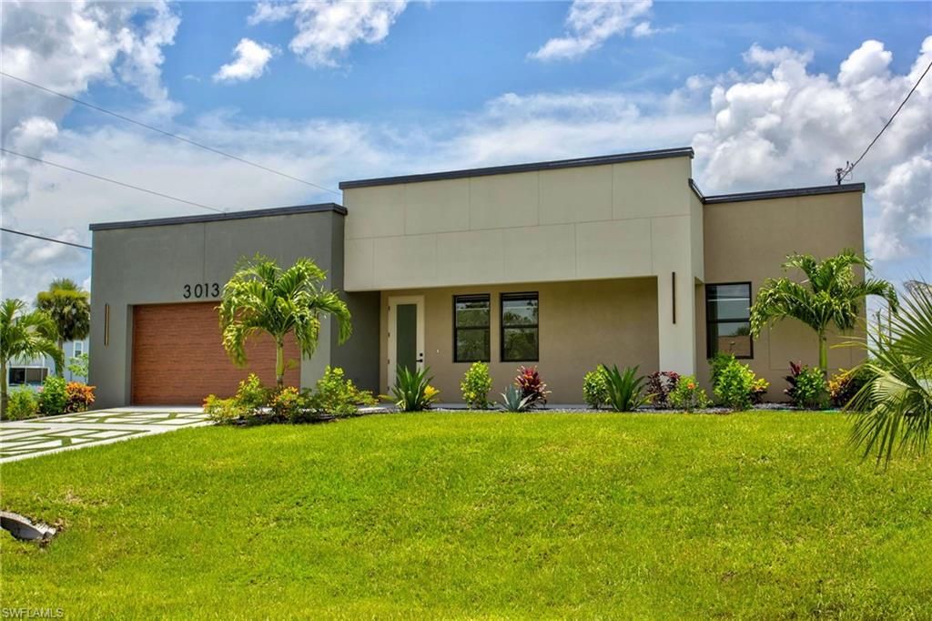 3013 39th ST SW, LEHIGH ACRES, FL 33976 — photo 2