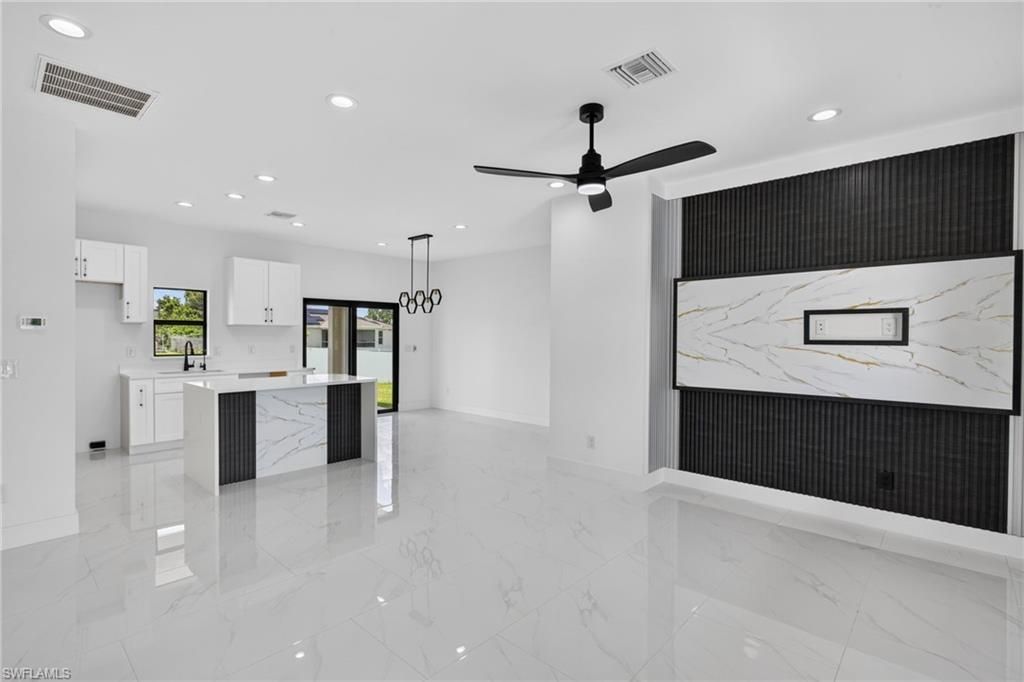 3013 39th ST SW, LEHIGH ACRES, FL 33976 — photo 3