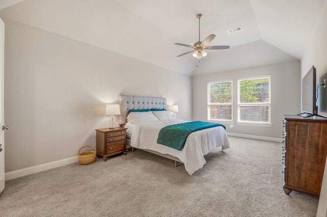 13853 Marys Ridge Road, Fort Worth, TX 76008