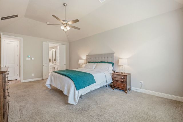 13853 Marys Ridge Road, Fort Worth, TX 76008