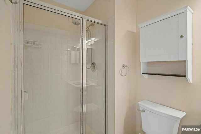 2262 Nash Court, Mahwah, NJ 07430