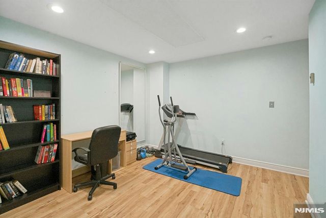 2262 Nash Court, Mahwah, NJ 07430