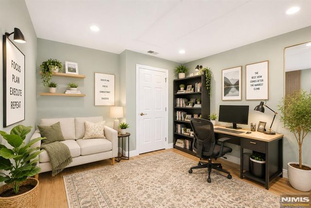 2262 Nash Court, Mahwah, NJ 07430