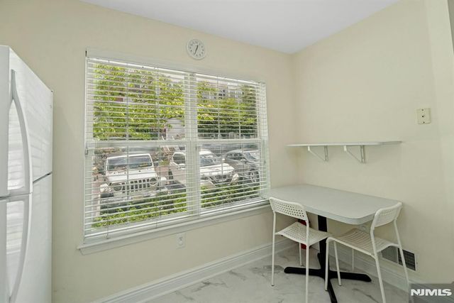 2262 Nash Court, Mahwah, NJ 07430