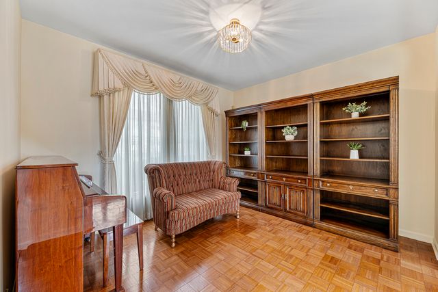 751 Williams Way, Vernon Hills, IL 60061