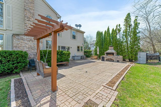 751 Williams Way, Vernon Hills, IL 60061