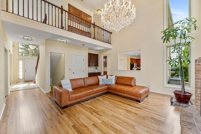 751 Williams Way, Vernon Hills, IL 60061