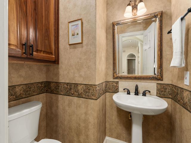 5708 Long CT, Austin, TX 78730