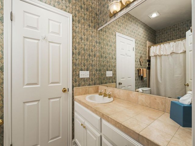 5708 Long CT, Austin, TX 78730